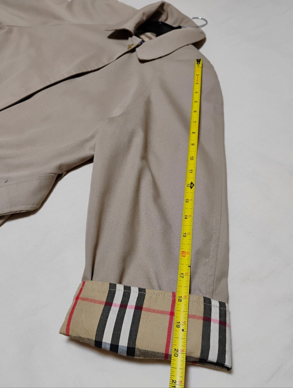Vintage Burberry Trench Coat - Picture 13 of 13
